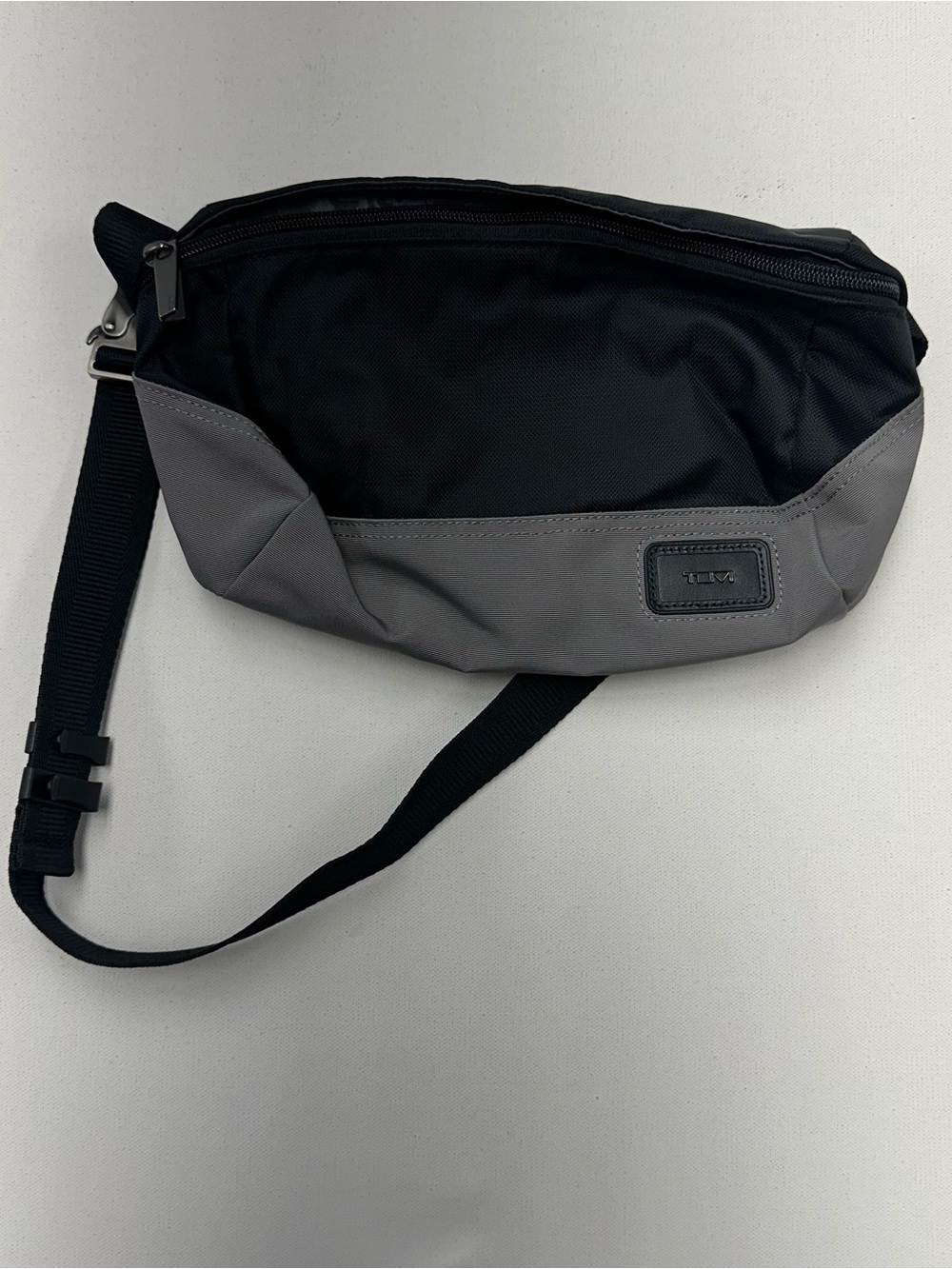 Tumi GEN 4.3 - 12.5” Ballistic Nylon Waist Fanny Pack - Black Gray